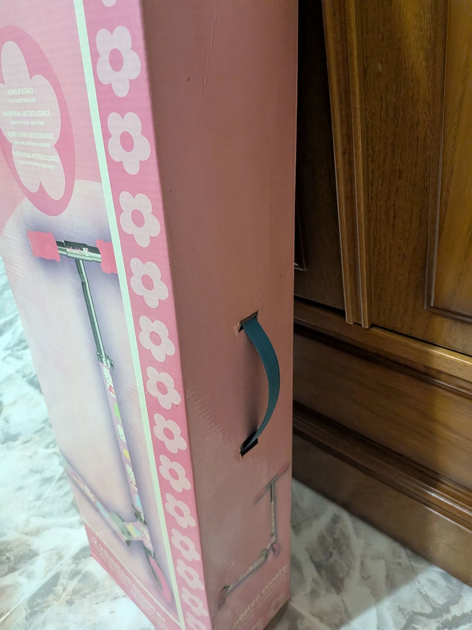 Hello Kitty Scooter – photo 2